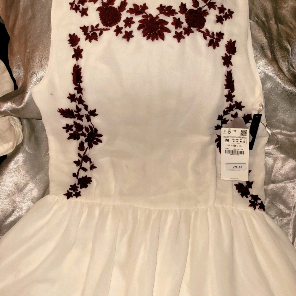 ZARA DRESS NEVER WORN